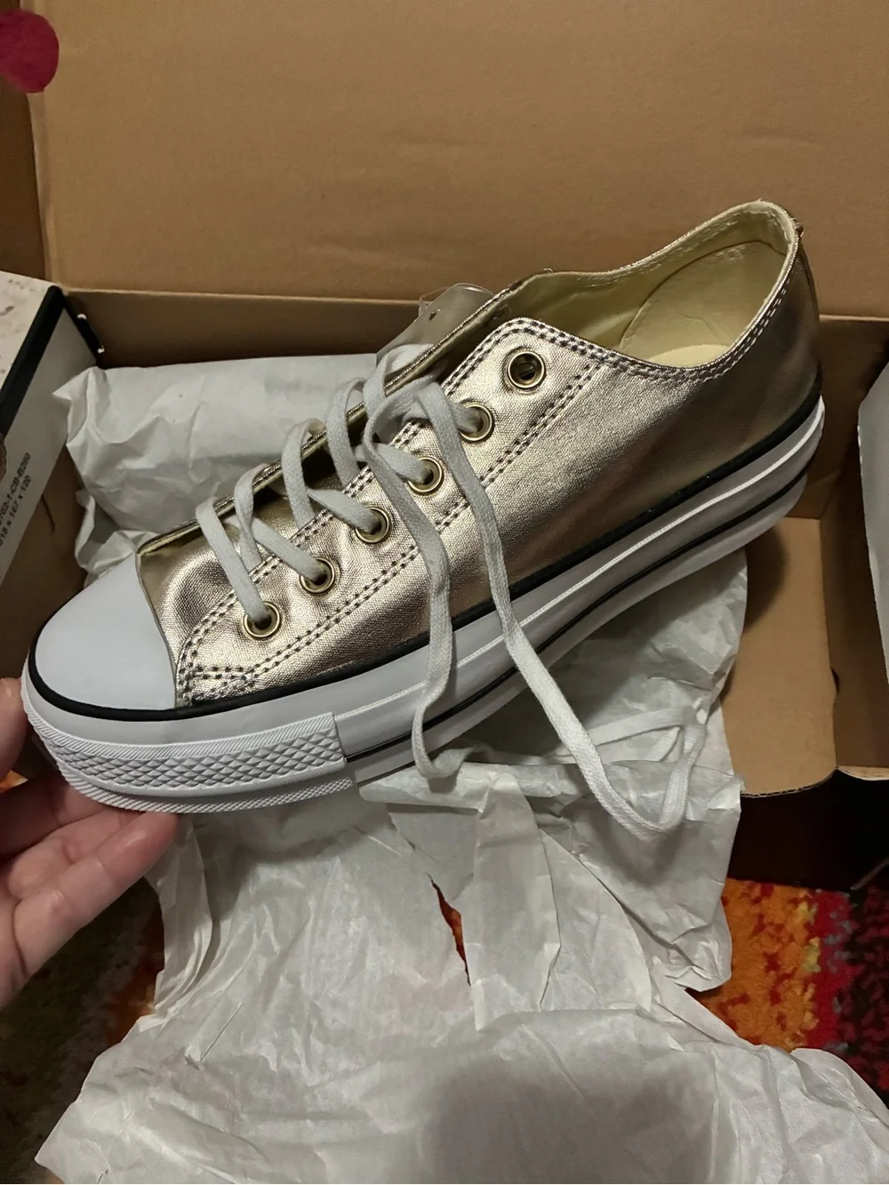 Converse beautiful gold